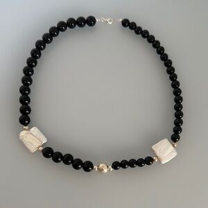 925 sterling silver Black ONYX and Freshwater Pearls Necklace